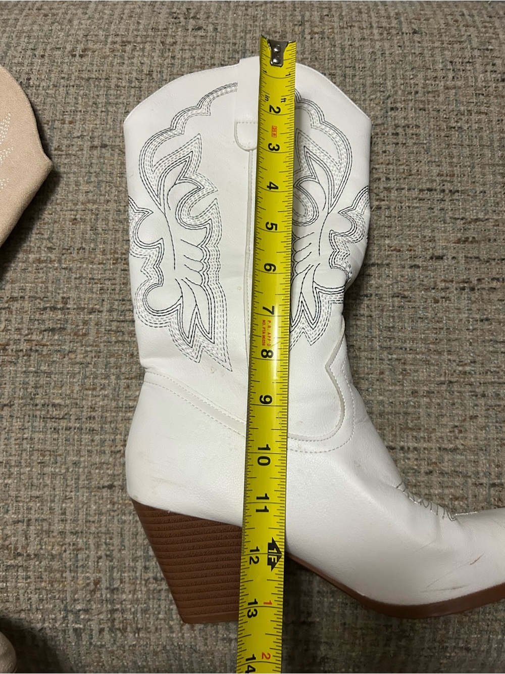 White Western Embroidered Mid-Calf Cowboy Boots - Picture 5 of 6